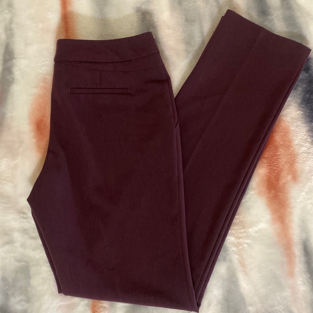 Worthington, deep maroon with black undertones modern fit dress pants size 4
